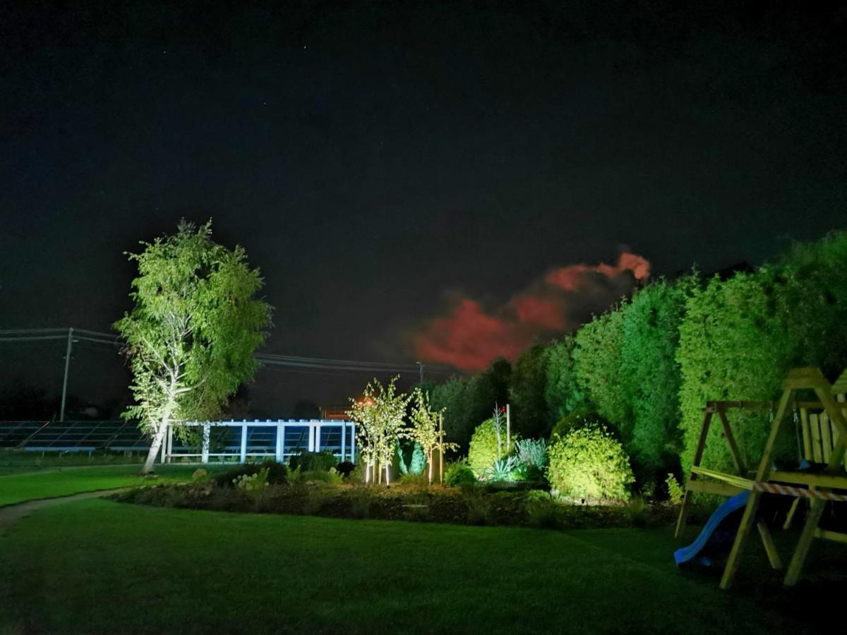 Zajazd Podzamcze Falkow Dış mekan fotoğraf